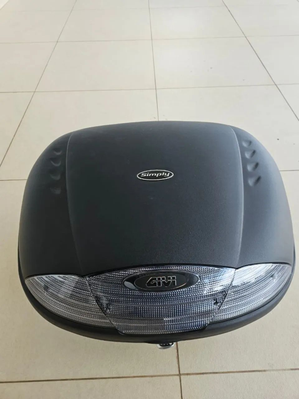 Baú Givi Fumê Monolock Simply E450nt 45 Litros