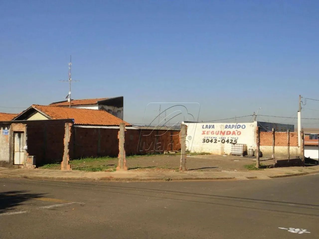 Excelente terreno comercial ou residencial medindo 222m², à venda no bairro Água Branca em - Foto 2