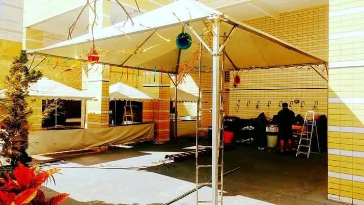 Tenda 4x4, 5x5 e 6x6 para área externa.