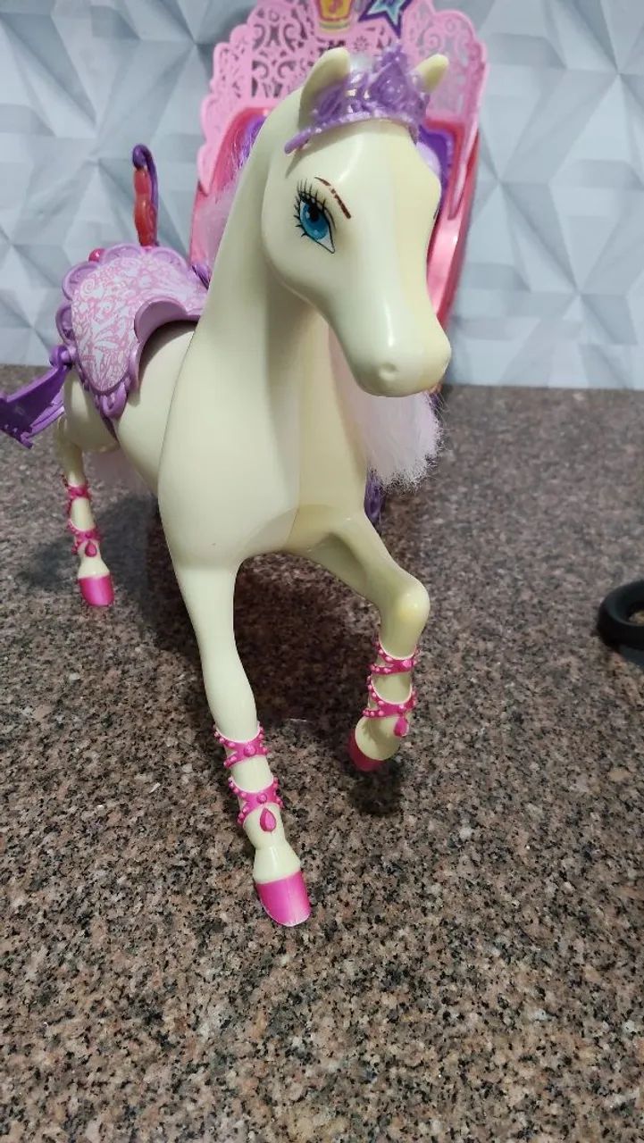 Carruagem Barbie a Princesa e a Popstar - Foto 2