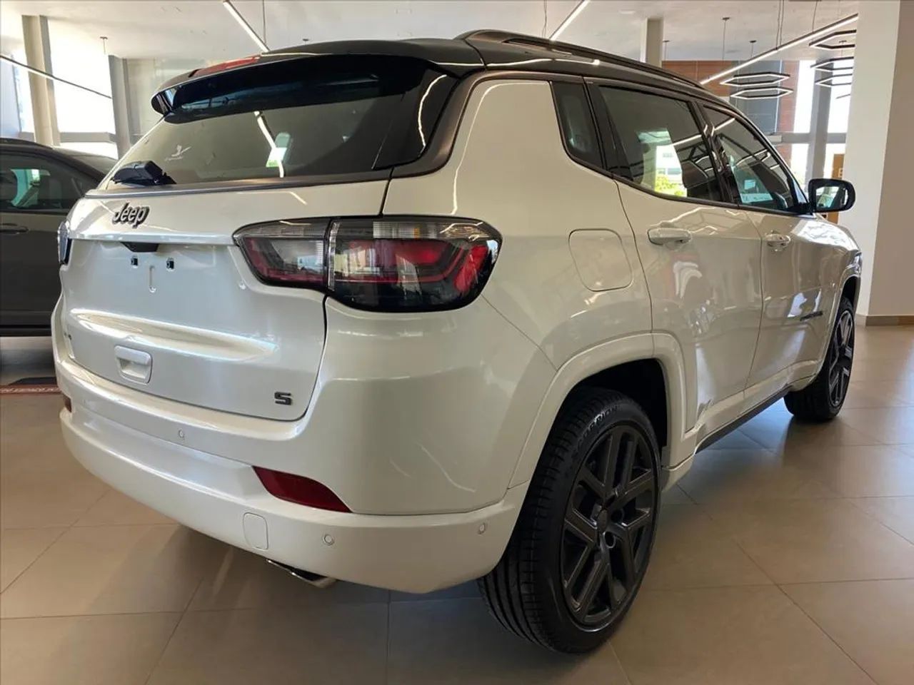 JEEP COMPASS 1.3 T270 TURBO FLEX S AT6 - Foto 4