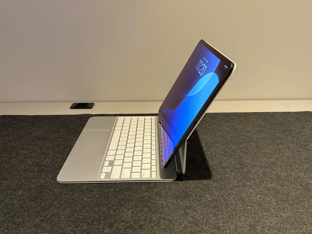 iPad pro 13 Polegadas M4 256GB Wifi - Seminovo - Foto 3