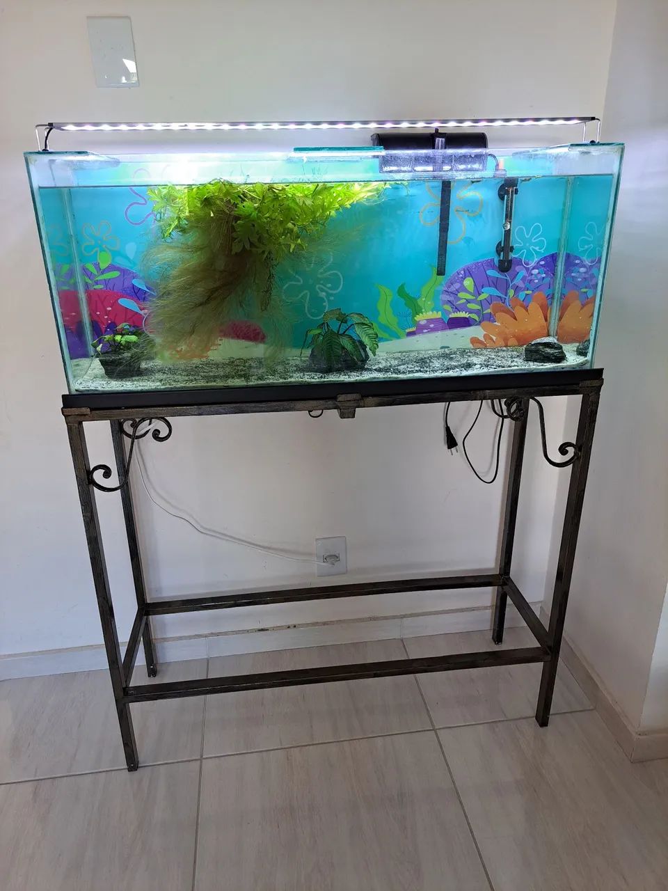 Vende- se Aquário de 100 litros