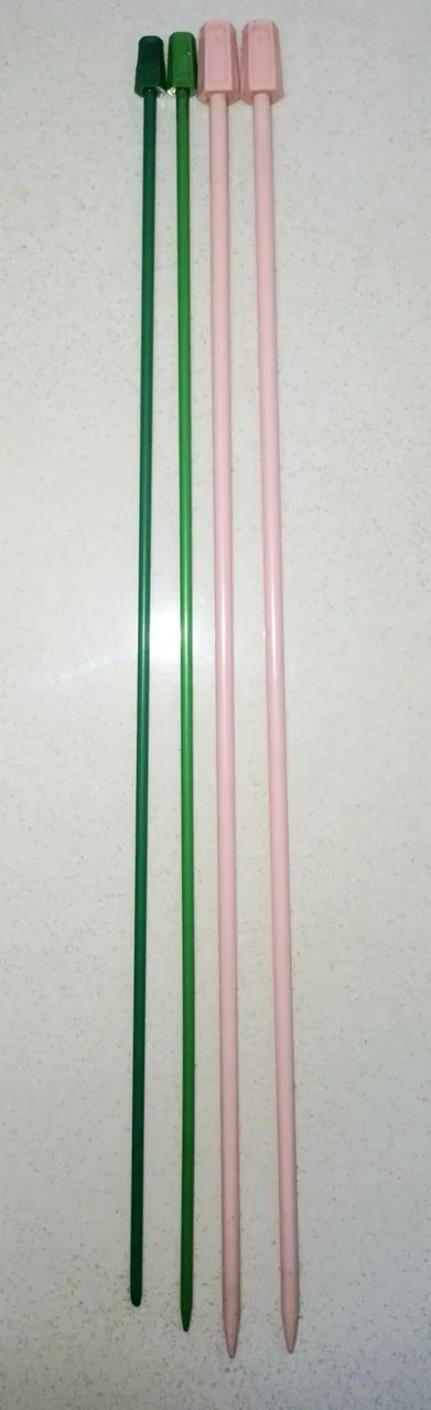 Agulhas Grandes Plásticas para Crochê e Tricô Antigas - Foto 4