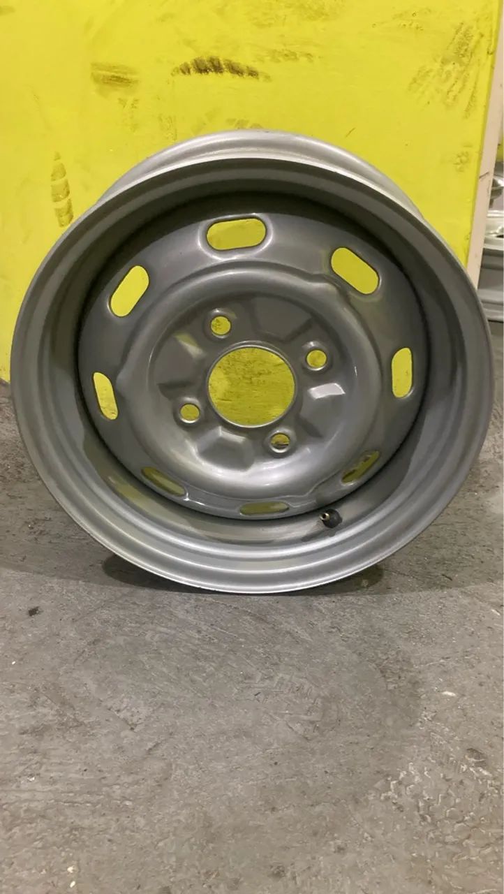 1-Roda Fusca Mexicano Porsche 8 Janelas Tala 6 4x130 