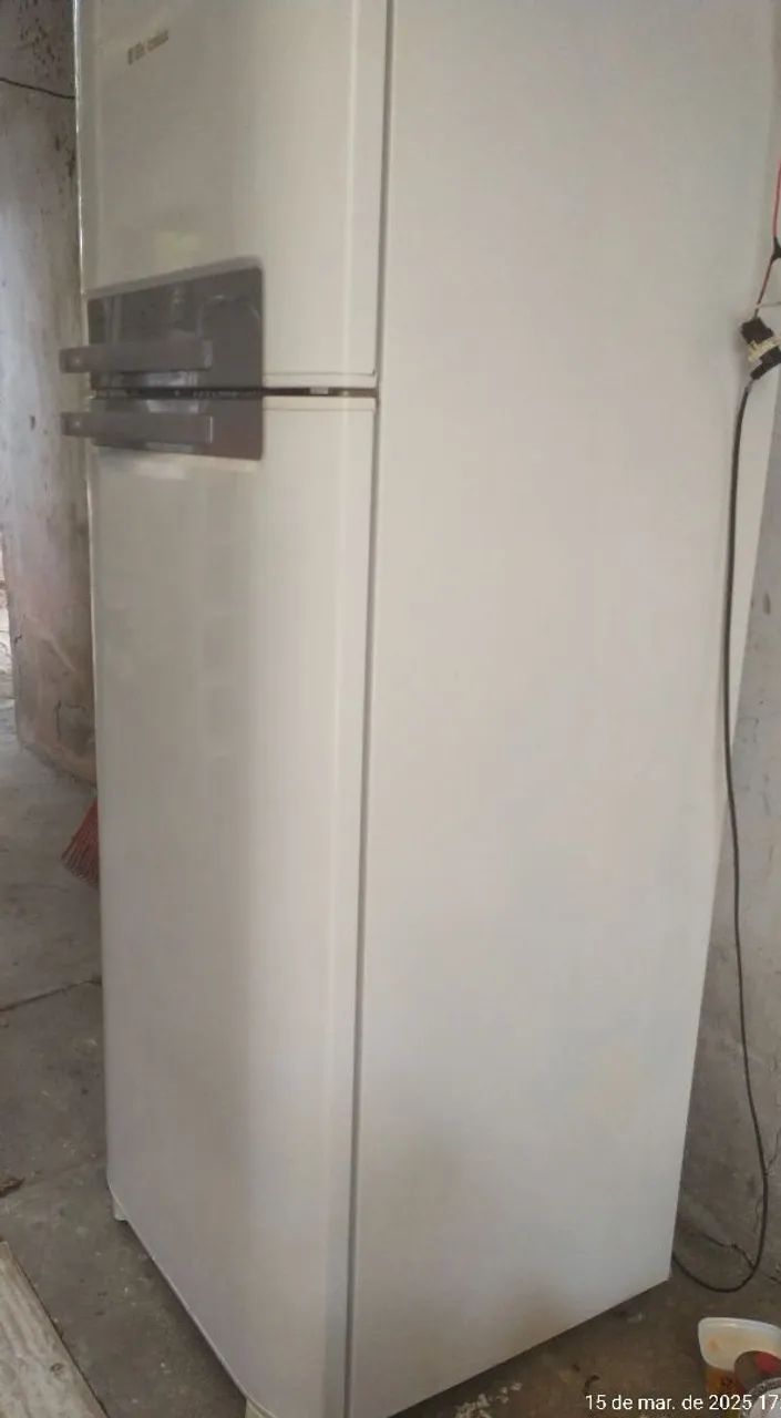 Geladeira Frost Free Eletrolux 410 litros  - Foto 4