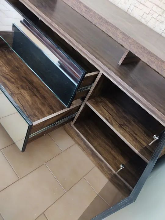 Rack espelhado em ótimo estado  - Foto 2