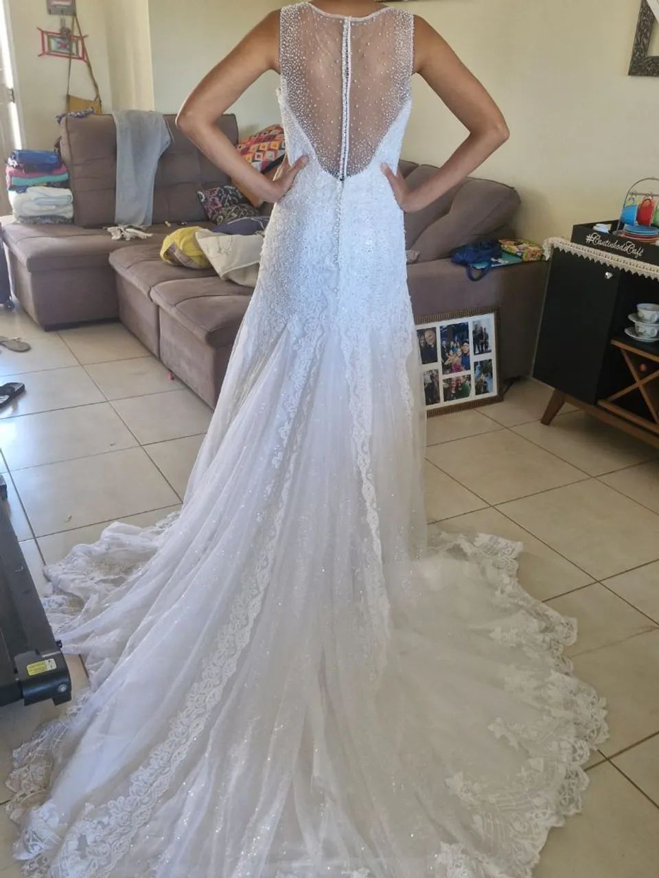 Vendo vestido de noiva ótimo estado. - Foto 3