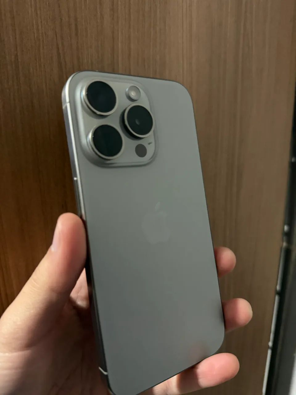 iPhone 15 Pro 256gb muito conservado - Foto 3