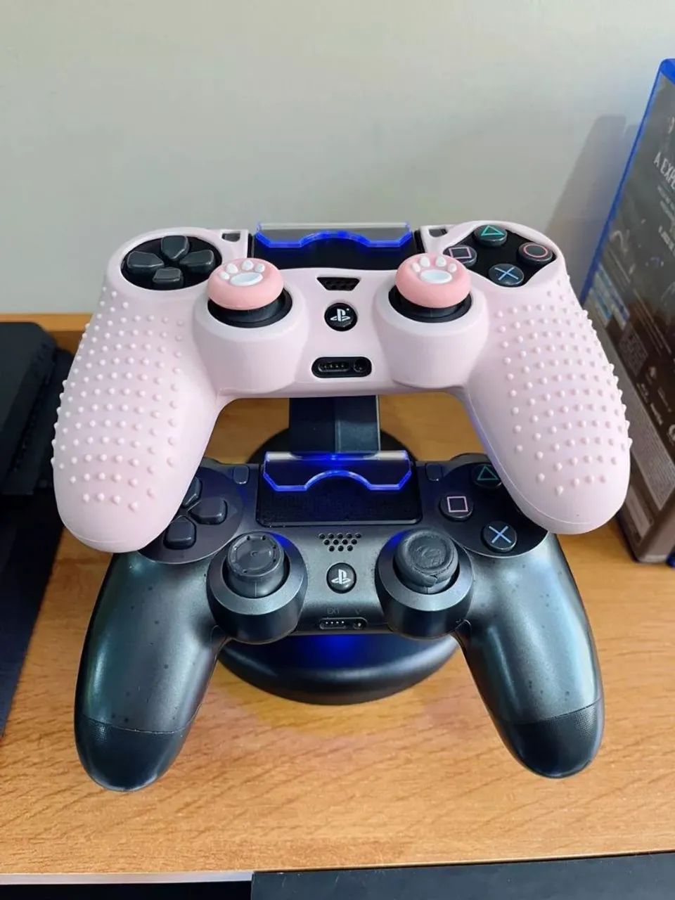 Estação de Carregamento USB Duplo para PS4 Slim e Pro - Foto 3