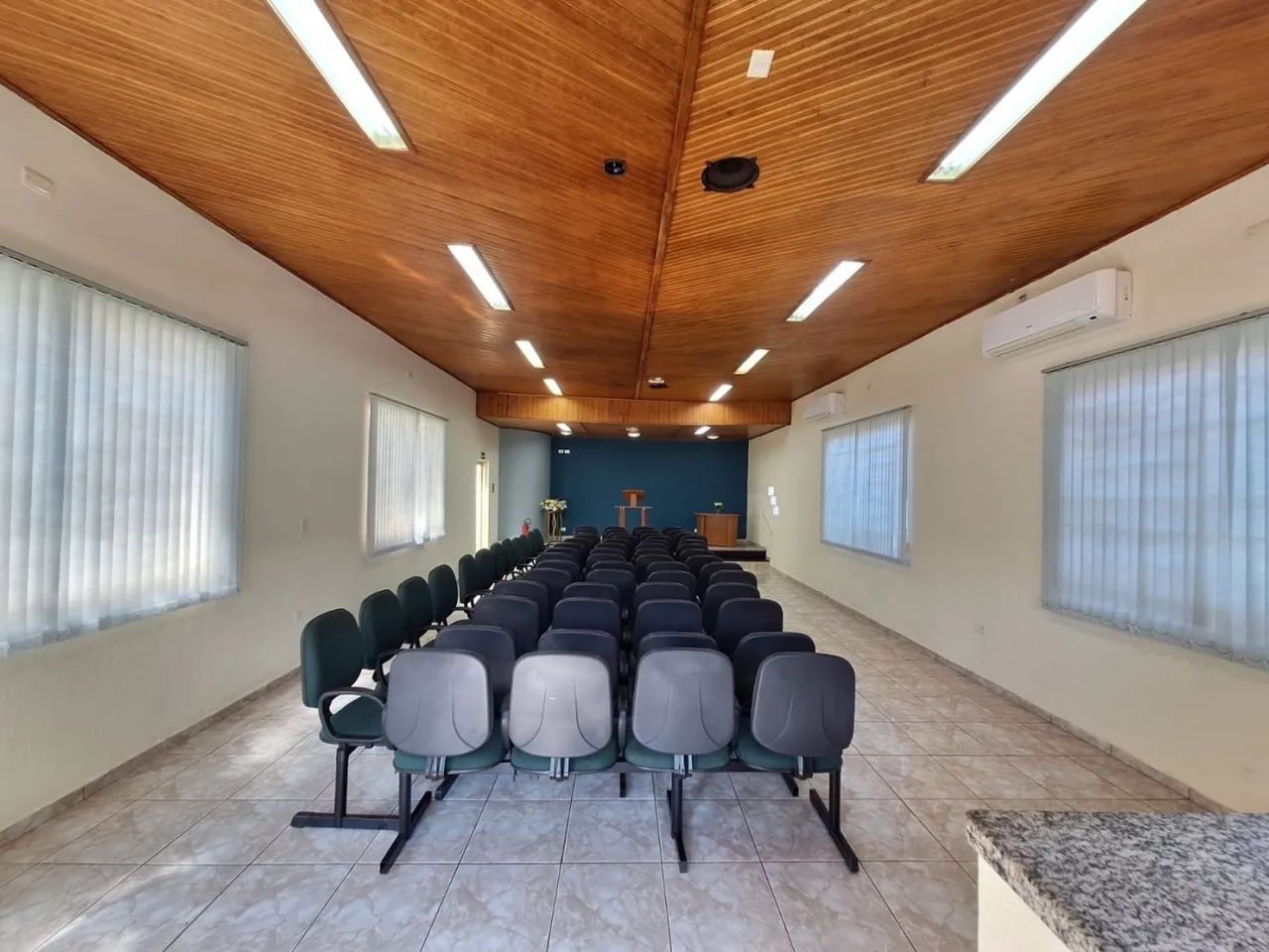 Ponto Comercial para Venda em Porecatu, Centro, 2 banheiros - Foto 3
