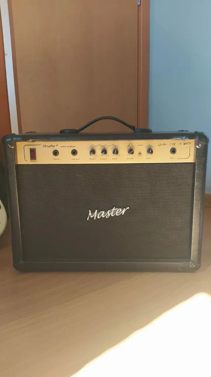 Cubo guitarra 