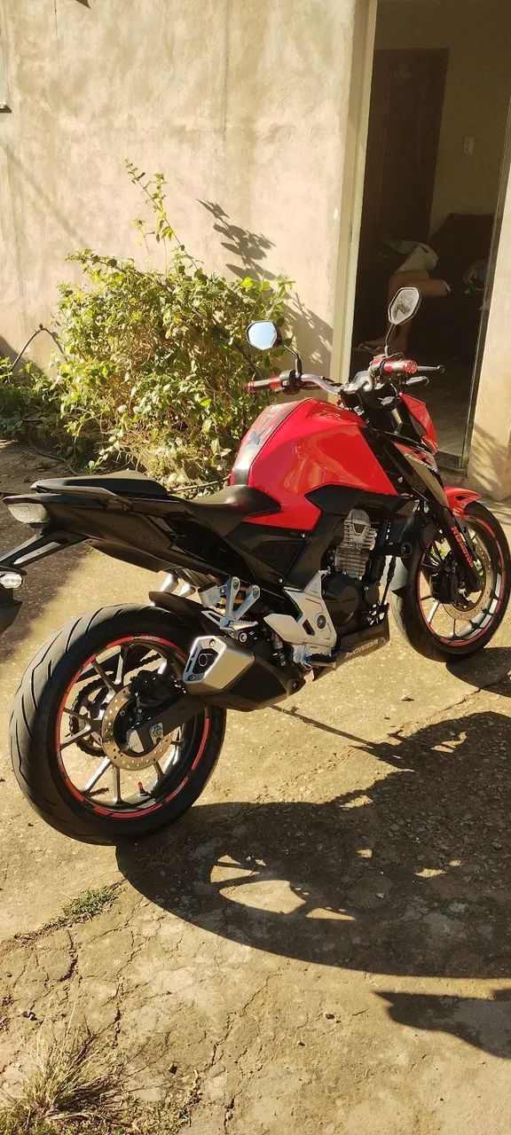 CB 300 f - Foto 2