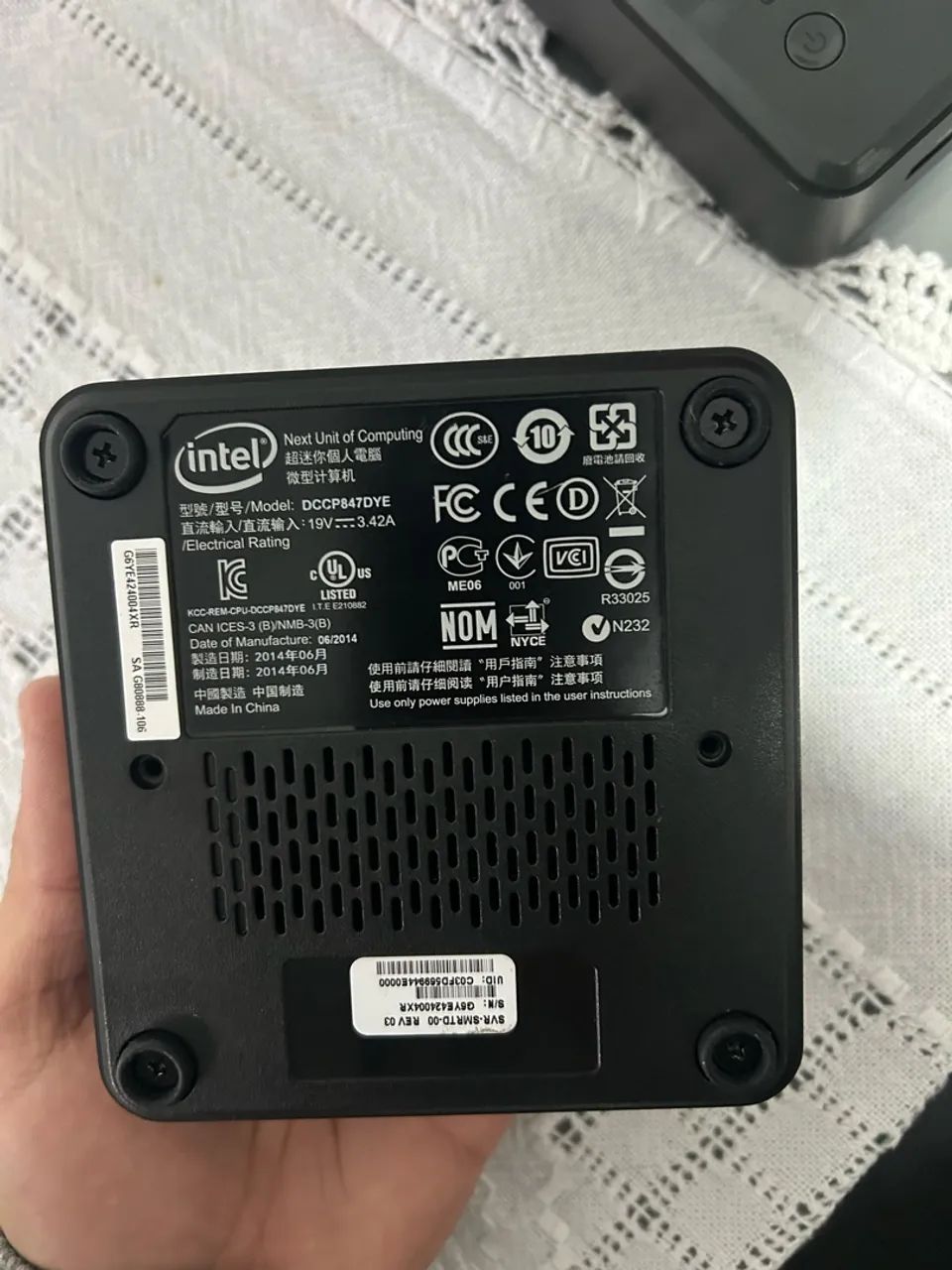 2 Mini computador Intel NUC DCCP847DYE