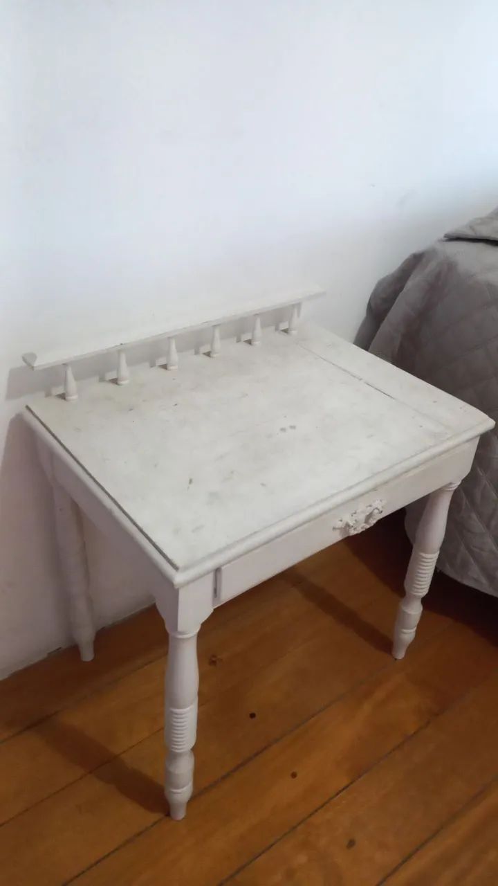 Mesinha de cabeceira - Foto 2
