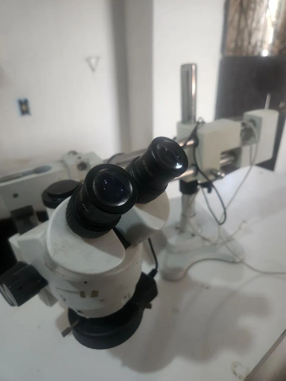 Microscópio trinocular profissional  - Foto 3