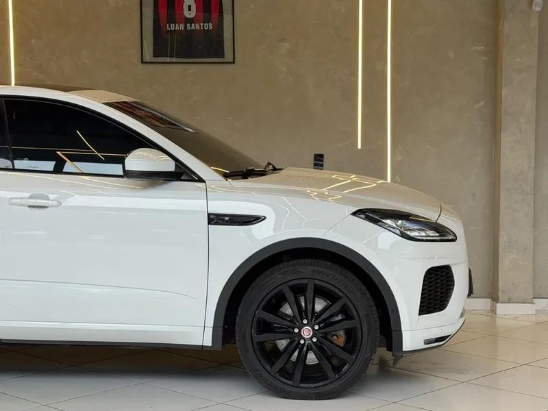 Jaguar E-Pace R-dynamic S 2.0 AWD 249cv Aut. 2018 - Foto 4