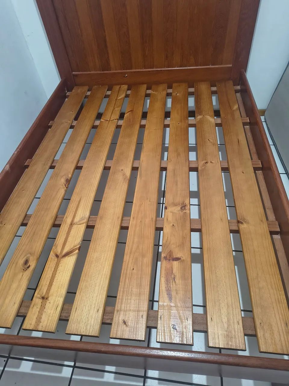Cama de casal madeira angelin maciça com colchão  - Foto 3