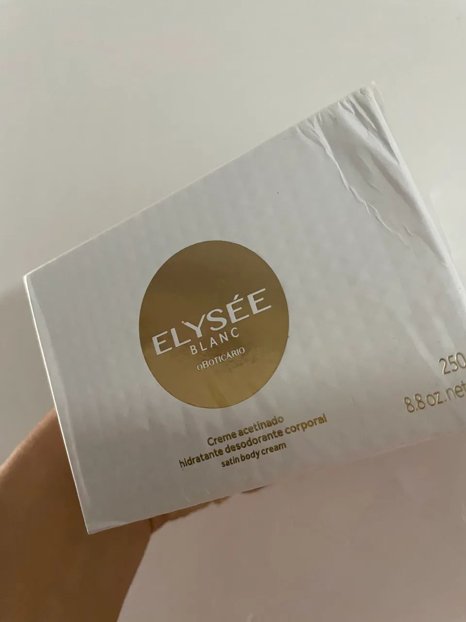 Hidratante elysse Blanc 250g O Boticário 