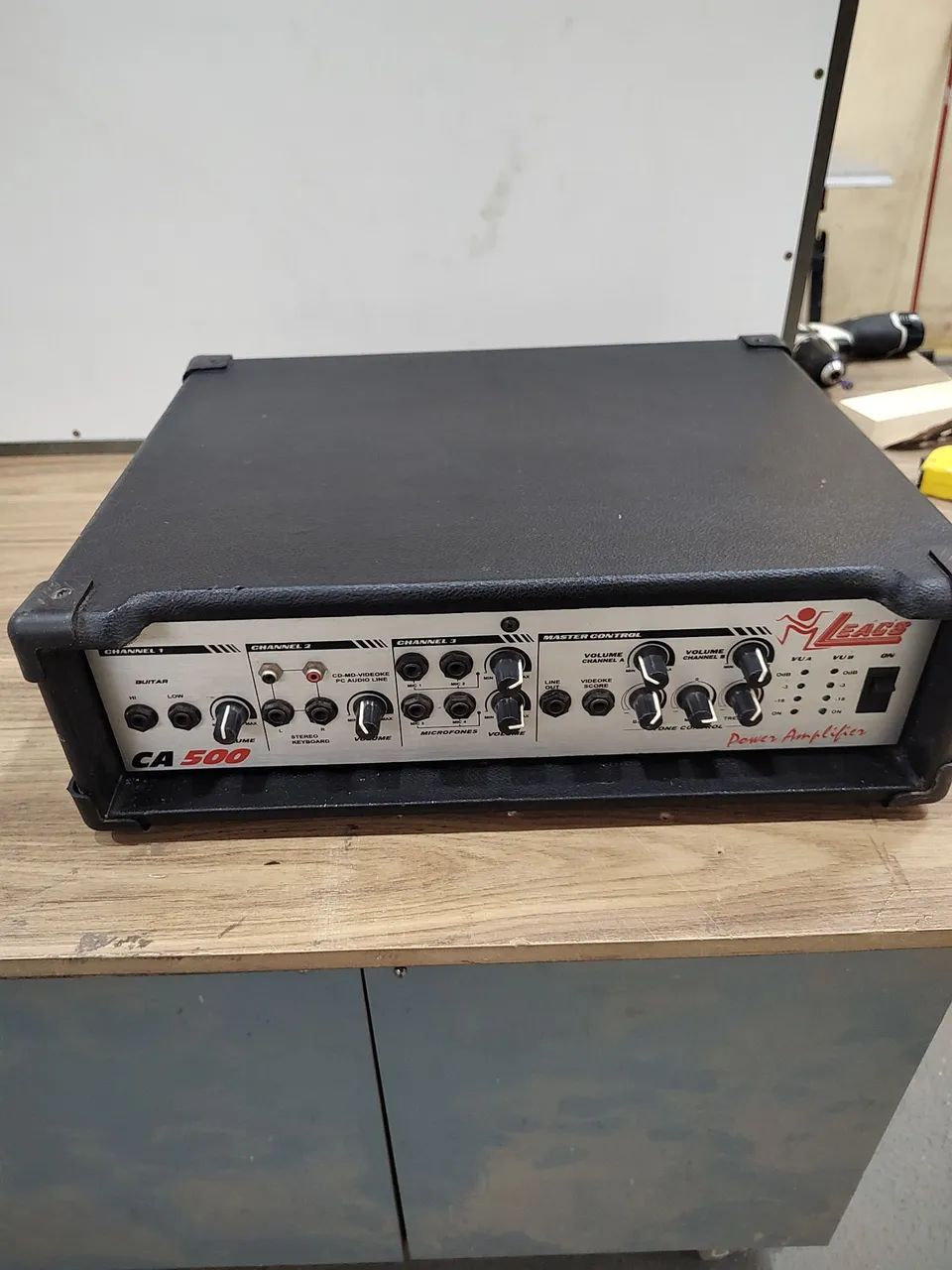Mesa de som amplificada ca500