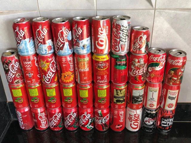 Coleção com 37 latinhas antigas da Coca-cola incluindo edições limitadas anos 90 - Foto 2