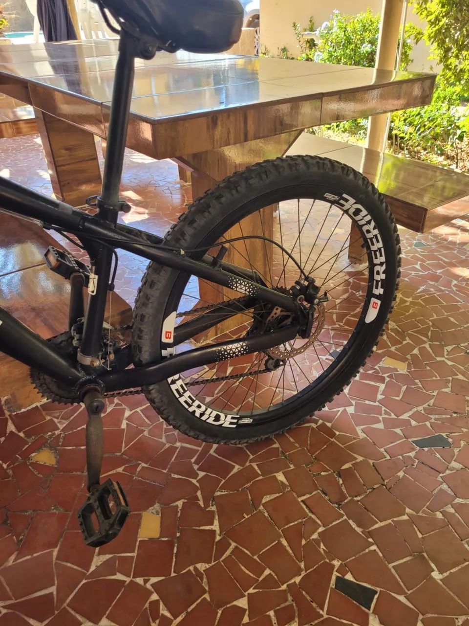 Bicicleta GIOS ARO 29 preta e branca  - Foto 4