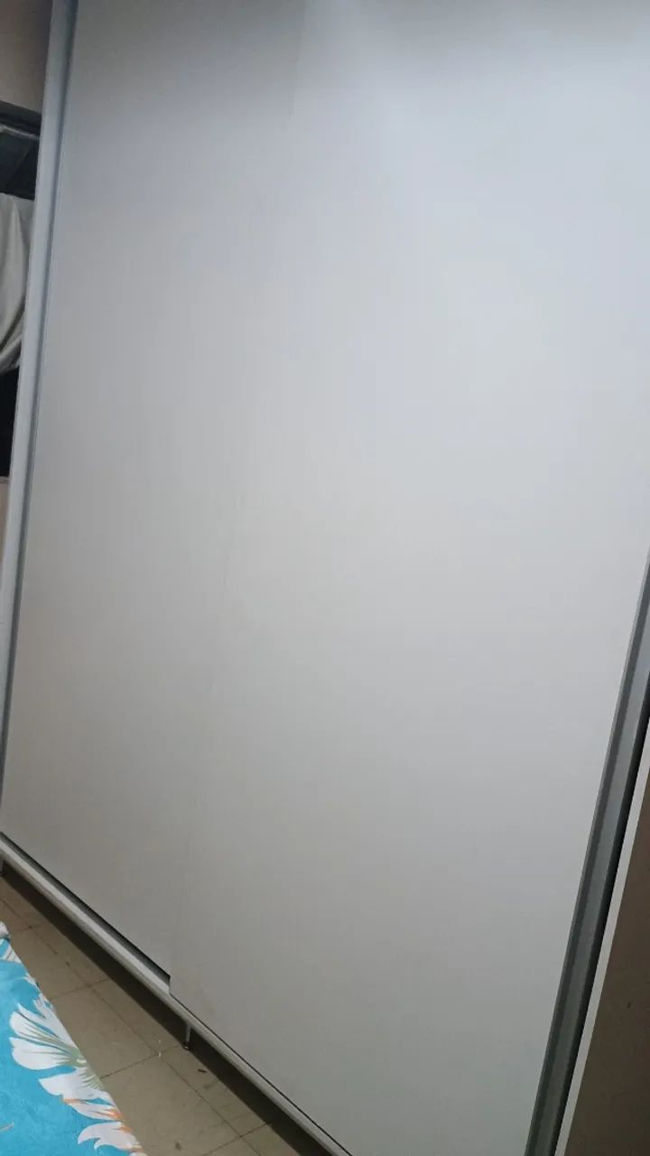 Vendo guarda roupa casal todo em MDF, planejado.