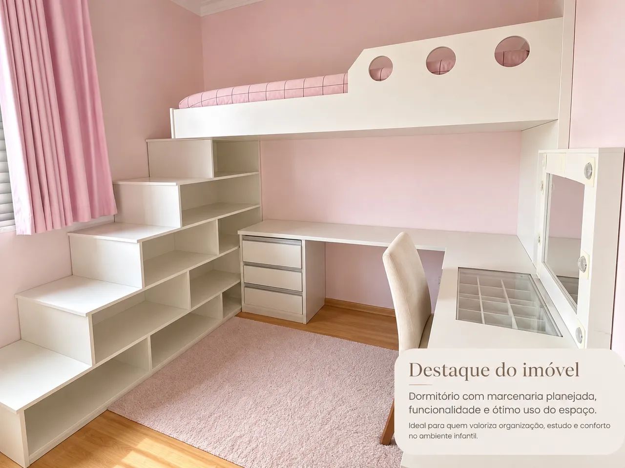 Cama suspensa com escada, bancada de estudos e penteadeira planejada