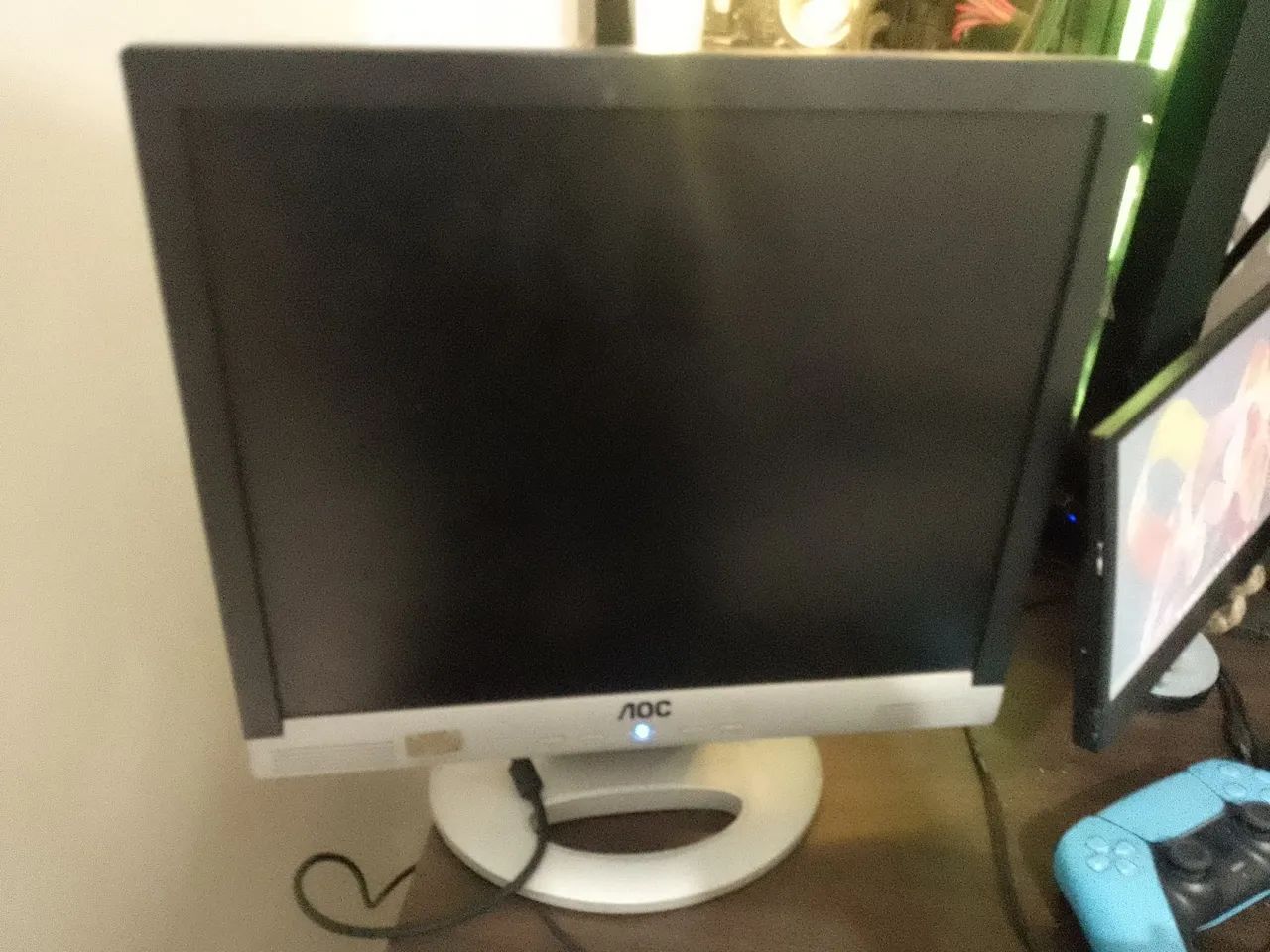 Monitor AOC com defeito  - Foto 3