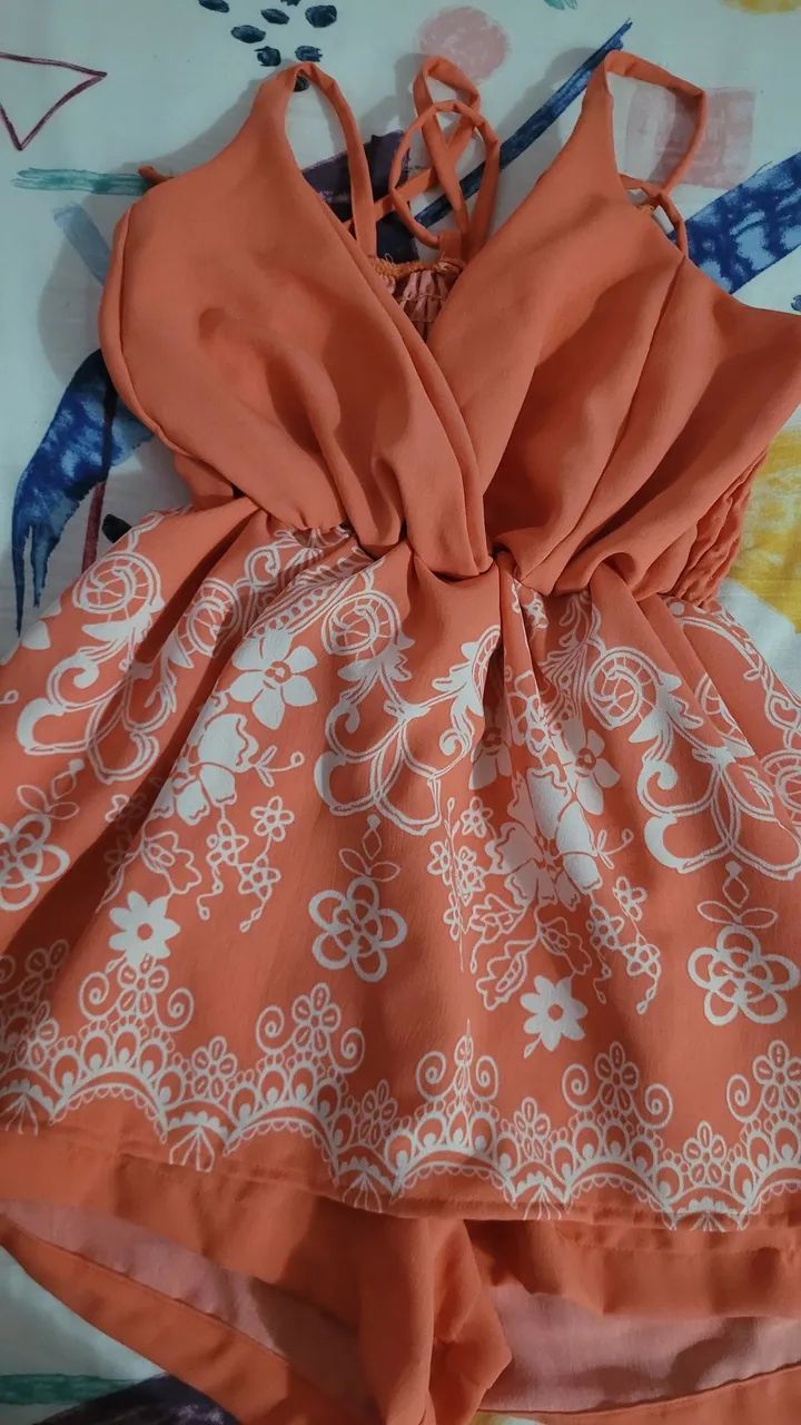 Vendo macaquinho veste até um 44 - Foto 2