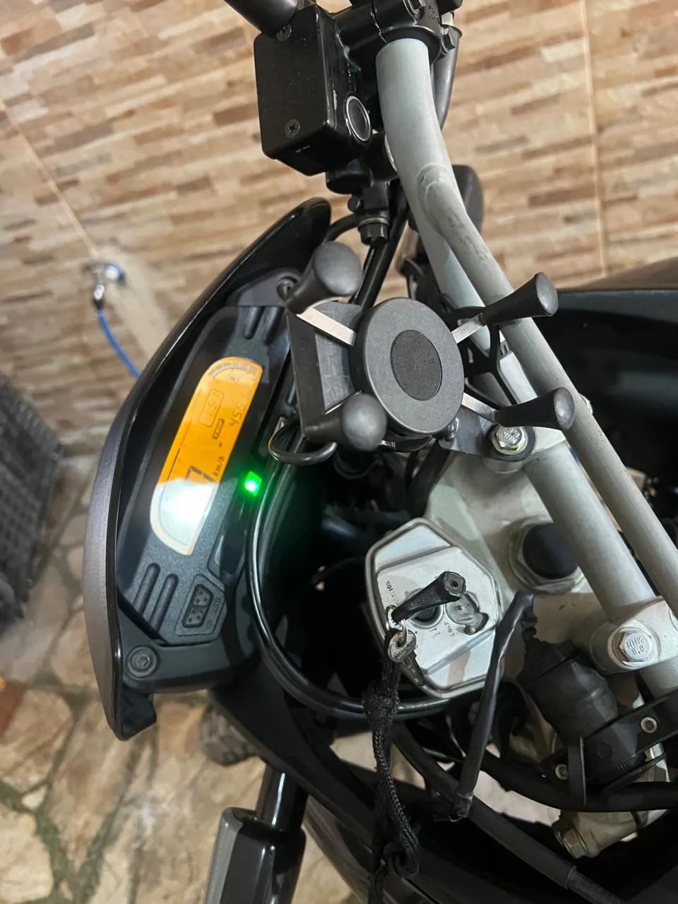 XRE 300 - Foto 2