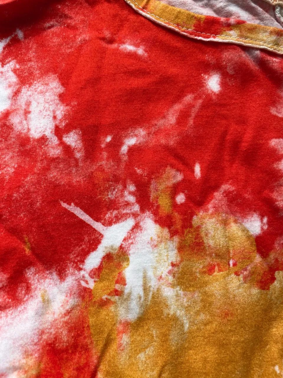 Camiseta cropped tie dye feminino  - Foto 4
