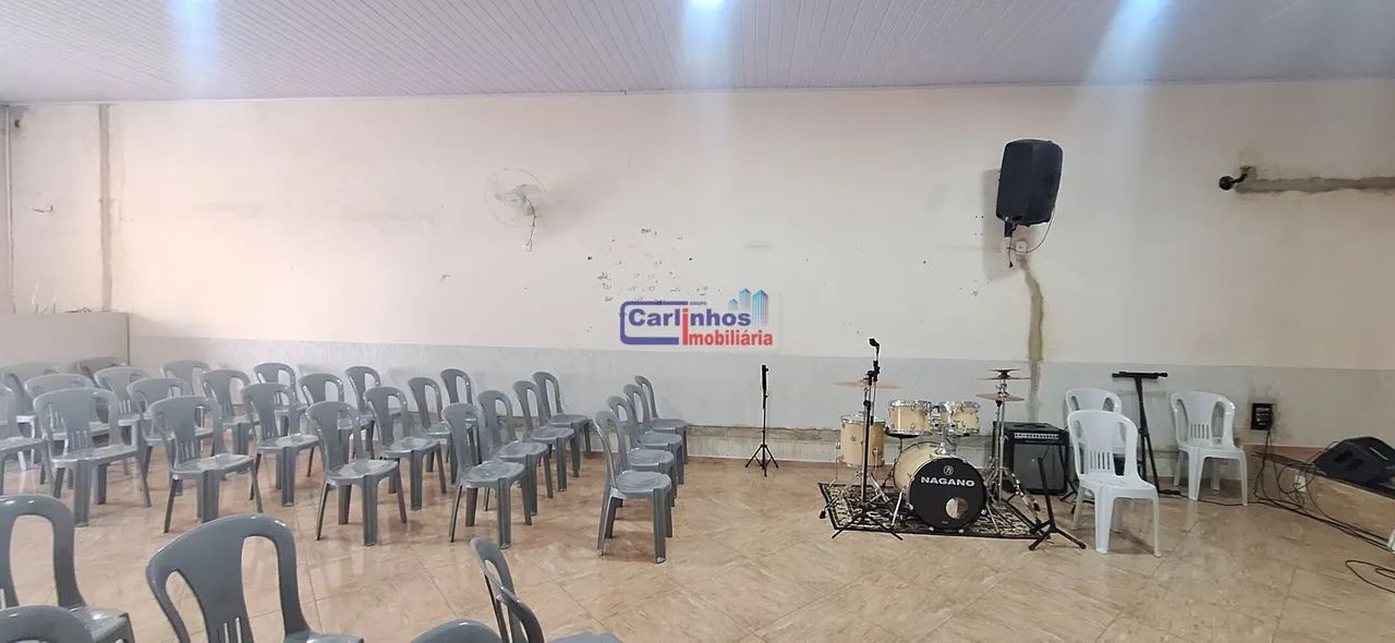 Salão comercial em Mateus Leme com 144m² de área total! Excelente oportunidade. - Foto 5