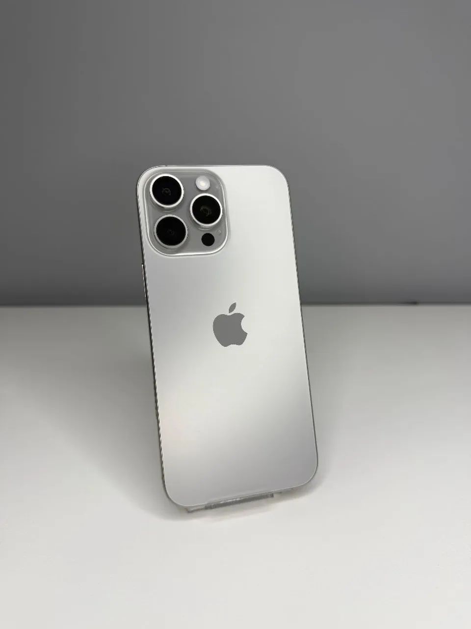 iPhone 16 Pro Max 256GB Natural Titânio - OPORTUNIDADE - Celulares