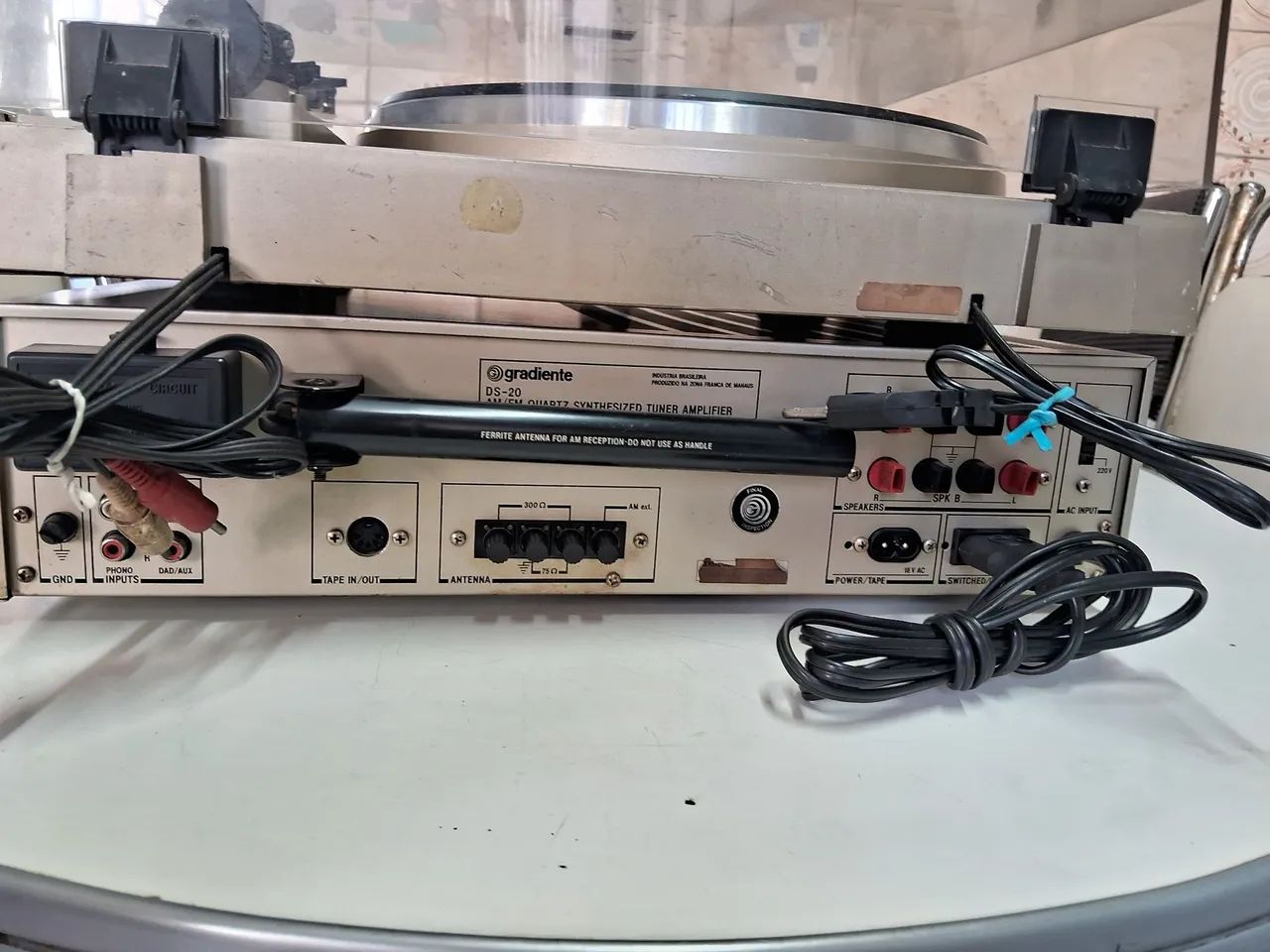 Receiver e toca discos Gradiente modelo DS20 c/ ou sem caixas acústicas Sony  - Foto 2