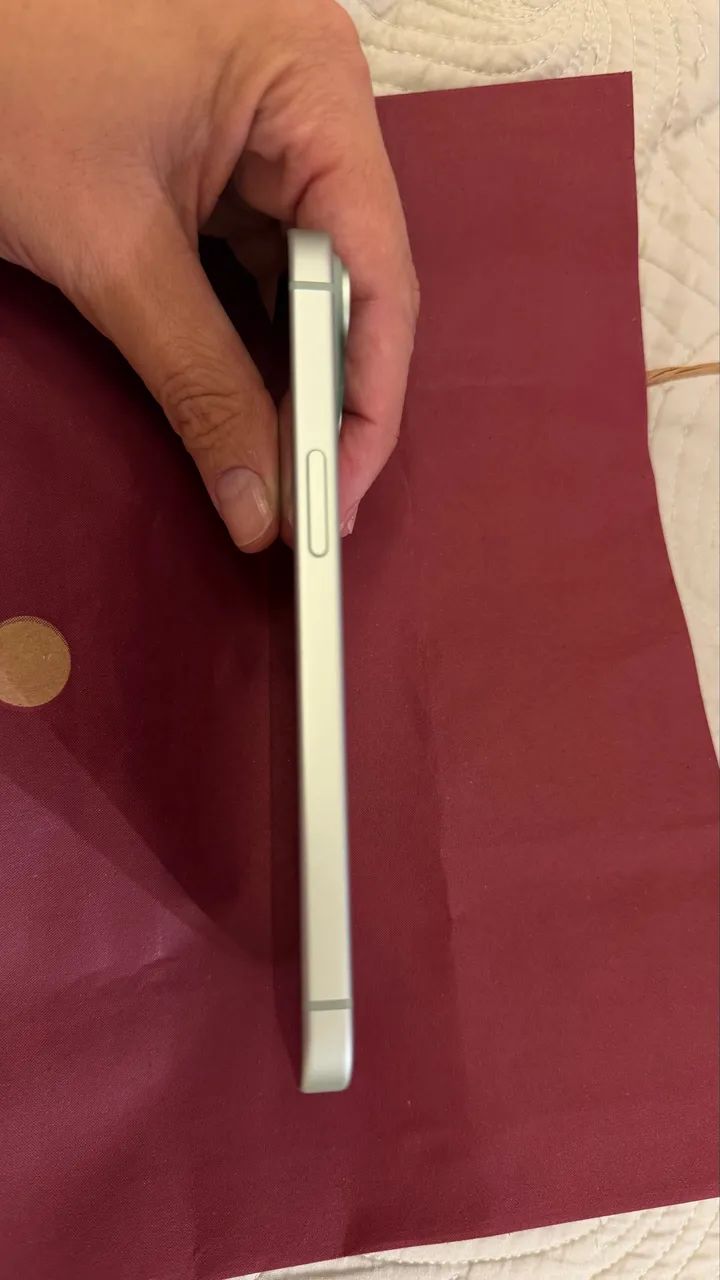 iPhone 15 - 128Gb novíssimo!  - Foto 2