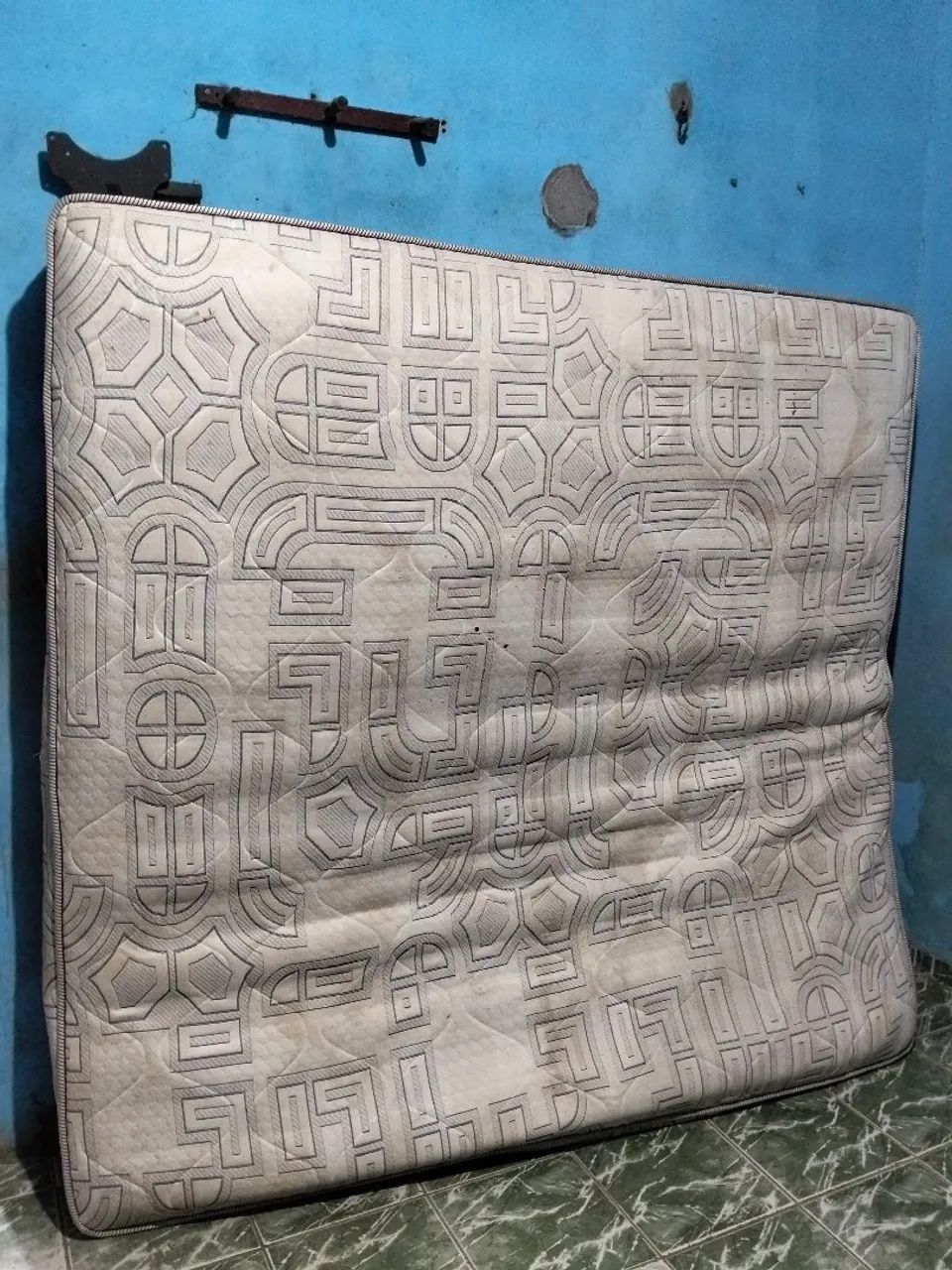 Cama de casal de madeira - Foto 4