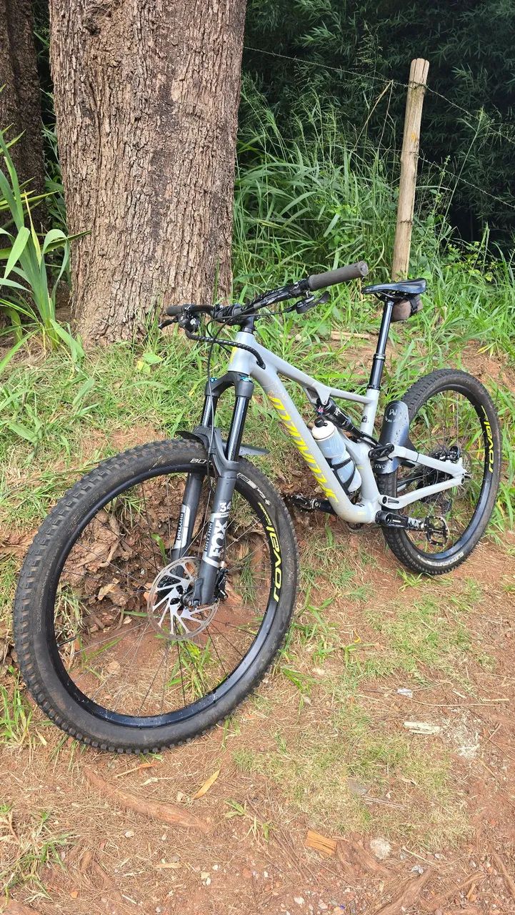 Bicicleta Specialized Stumpjumper Comp Alloy - M/29 - Full