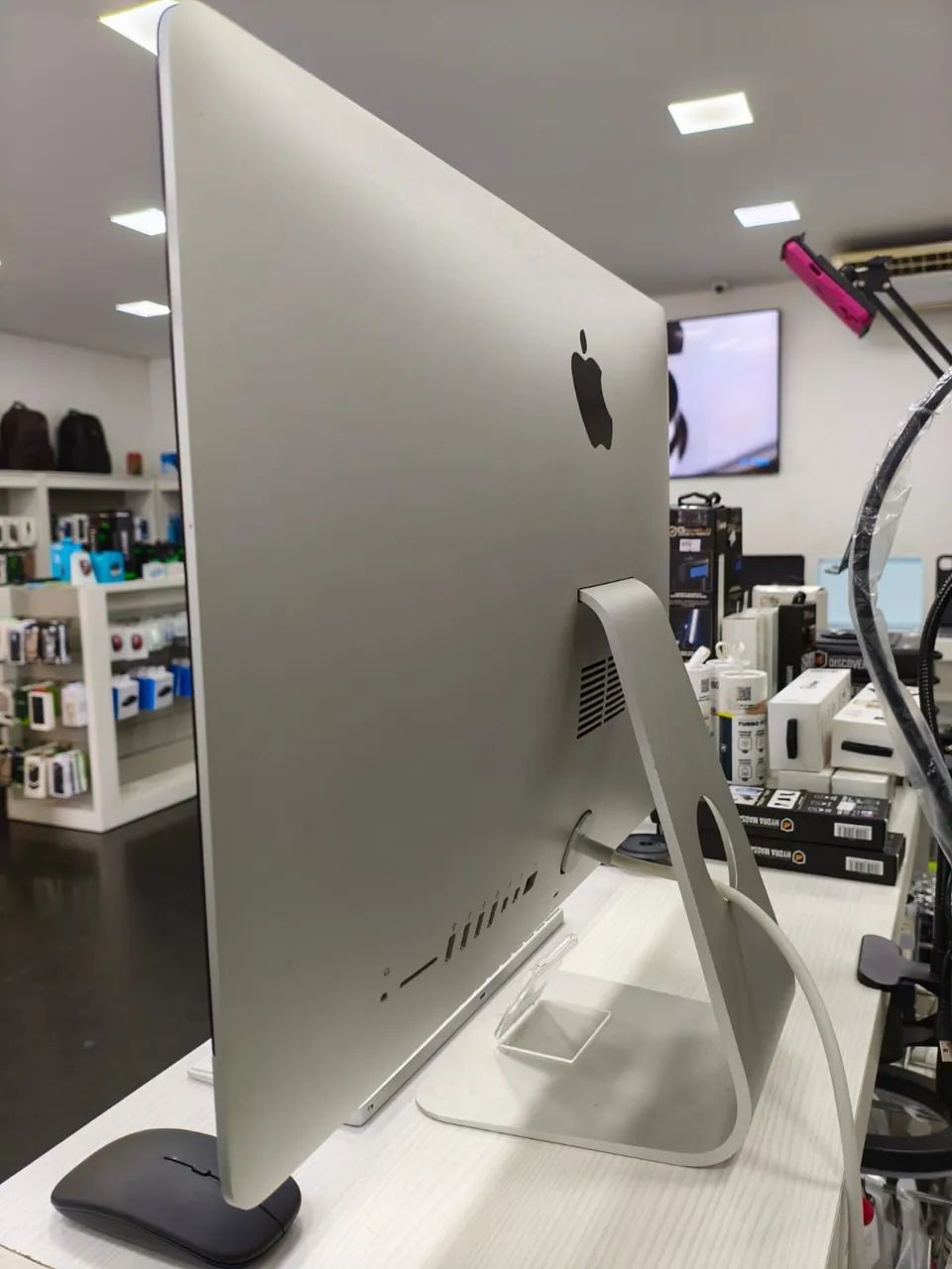 iMac 21 polegadas 4k (retina- 1TB de armazenamento) - Foto 5