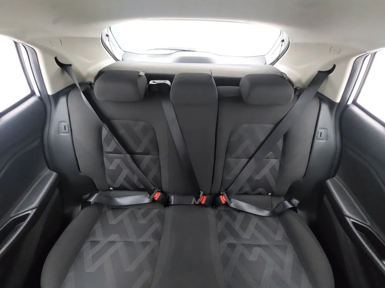 Chevrolet Onix Hatch 1.0 12V Flex Mec. 4P, foto 18 de 18