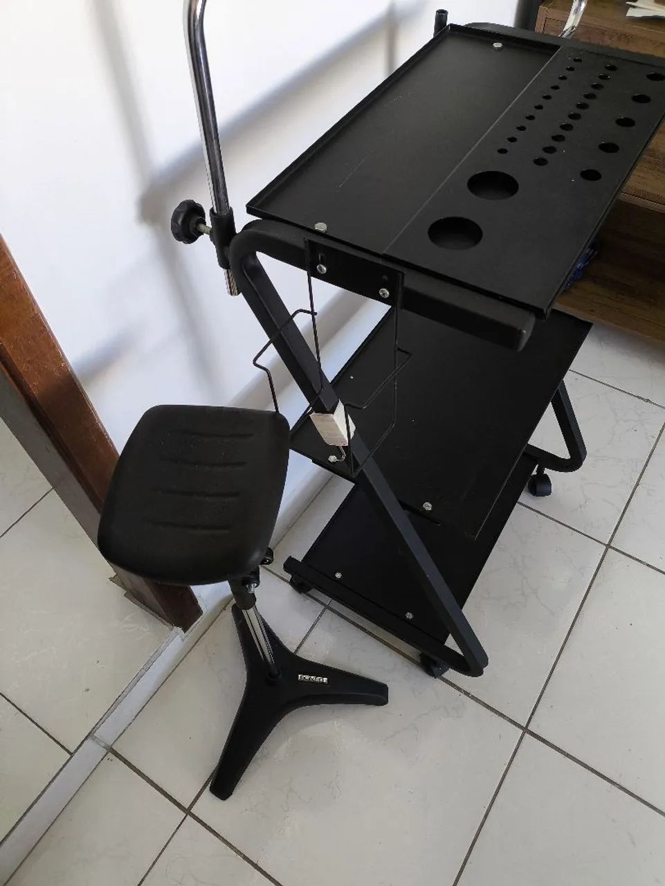 Carrinho para tatuagem / cílios  - Foto 3