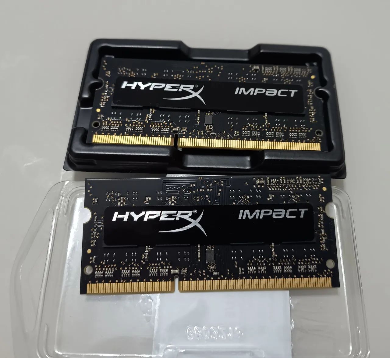 2 Memória RAM Impact DDR3 preto 4GB HyperX