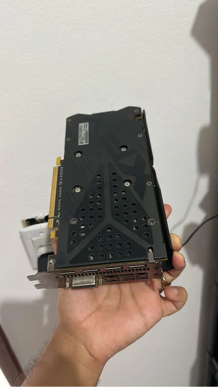 Rx 570 4gb XFX SEMI NOVA  - Foto 2