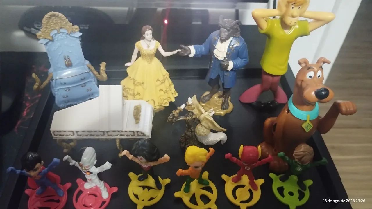 Lote de actions figures 