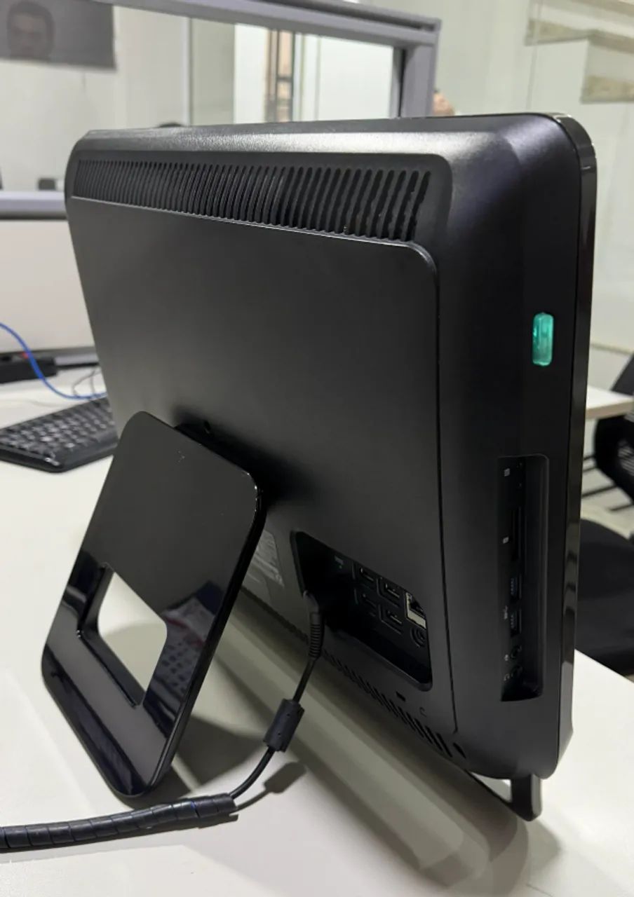 HP 18 ALL IN ONE - Foto 2
