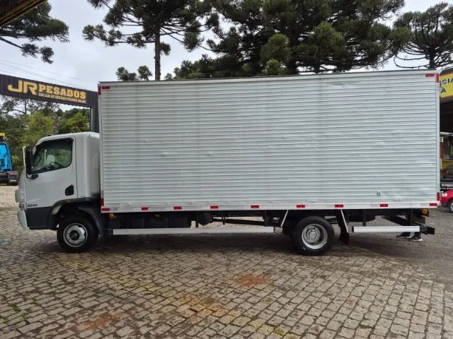 mercedes benz mb accelo 1016 bau ano 2018 baixo km acelo - Foto 5