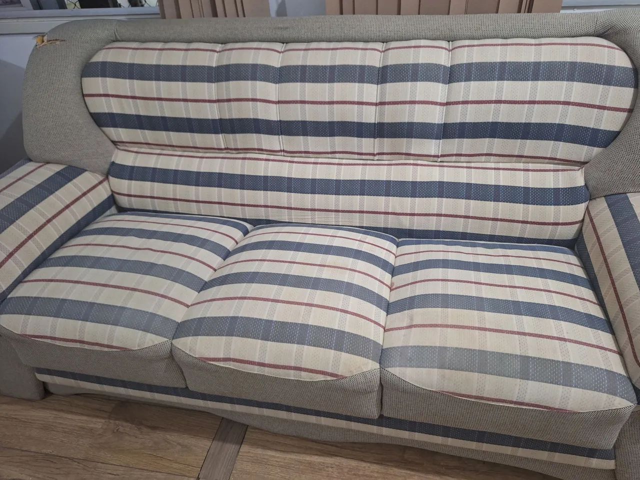 Sofá 3 lugares - Foto 5