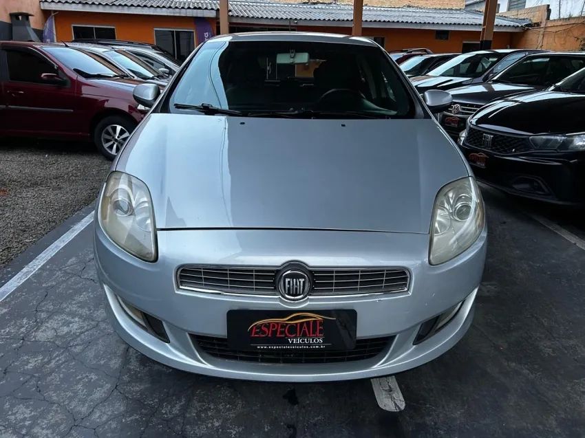 Fiat Bravo Bravo ESSENCE Dualogic 1.8 Flex 16V 5p 2011