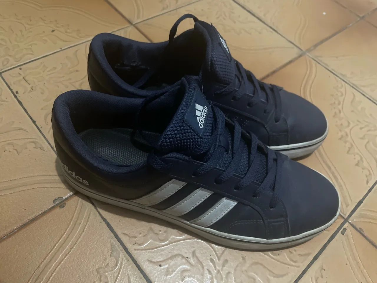 tenis adidas 