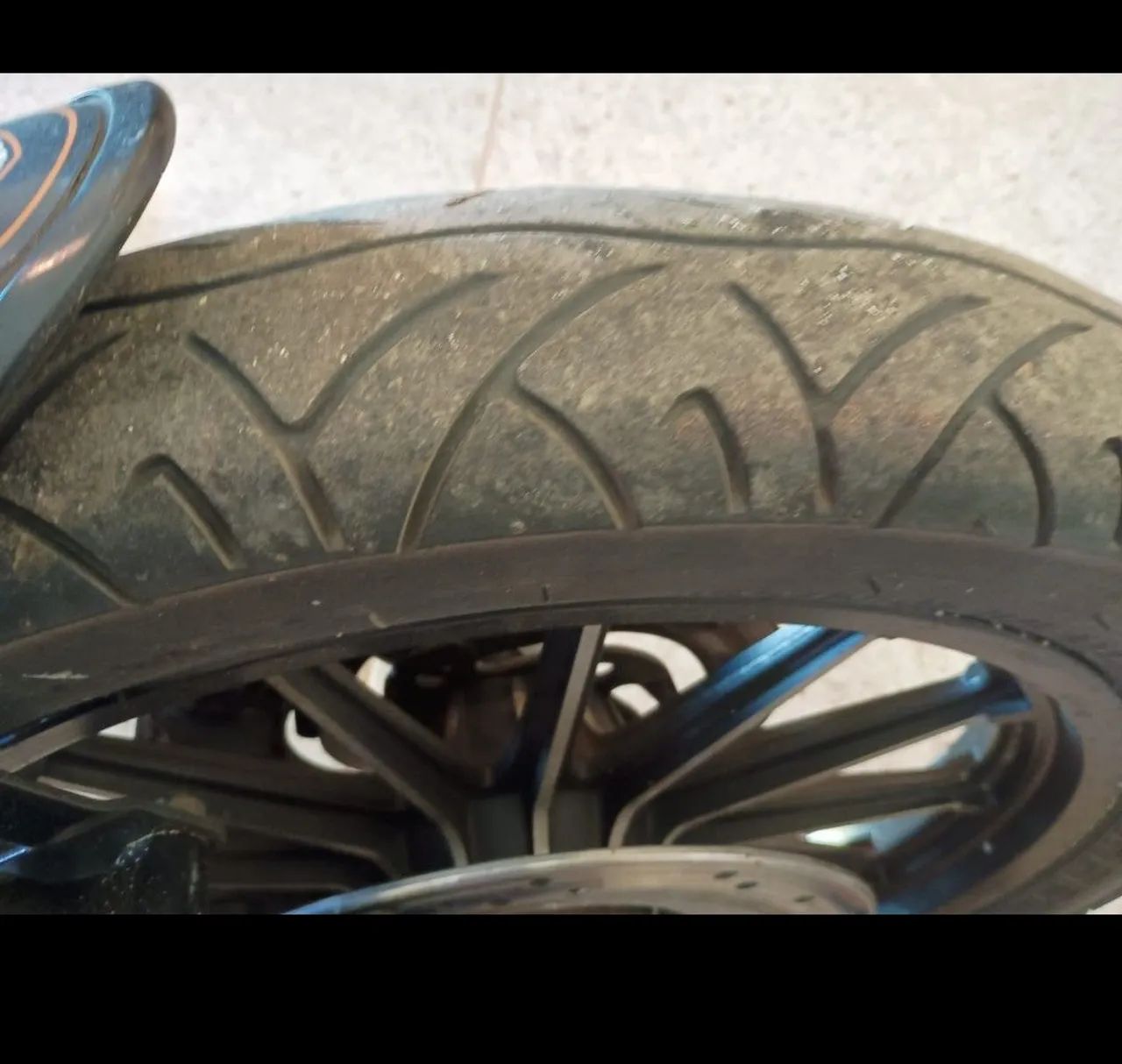 Harley Davidson Xl883R. - Foto 2